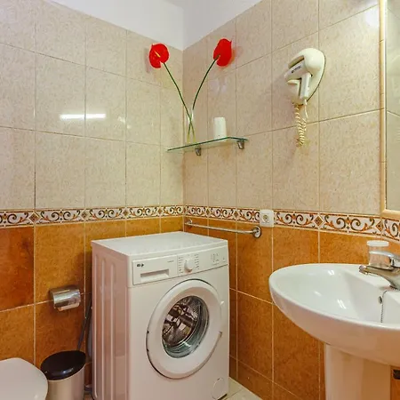 Aircon Next To Beach Costa Adeje Wifi Heated Pool 아파트 *